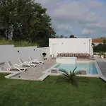 House emjalemi