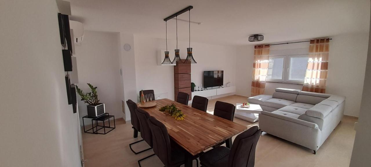House Emjalemi Apartment