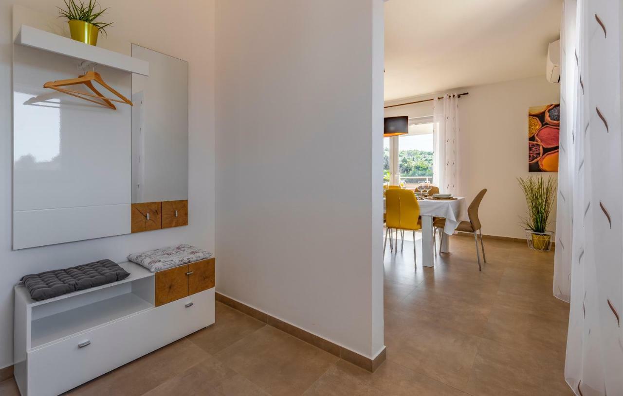 House Emjalemi Appartement Pula